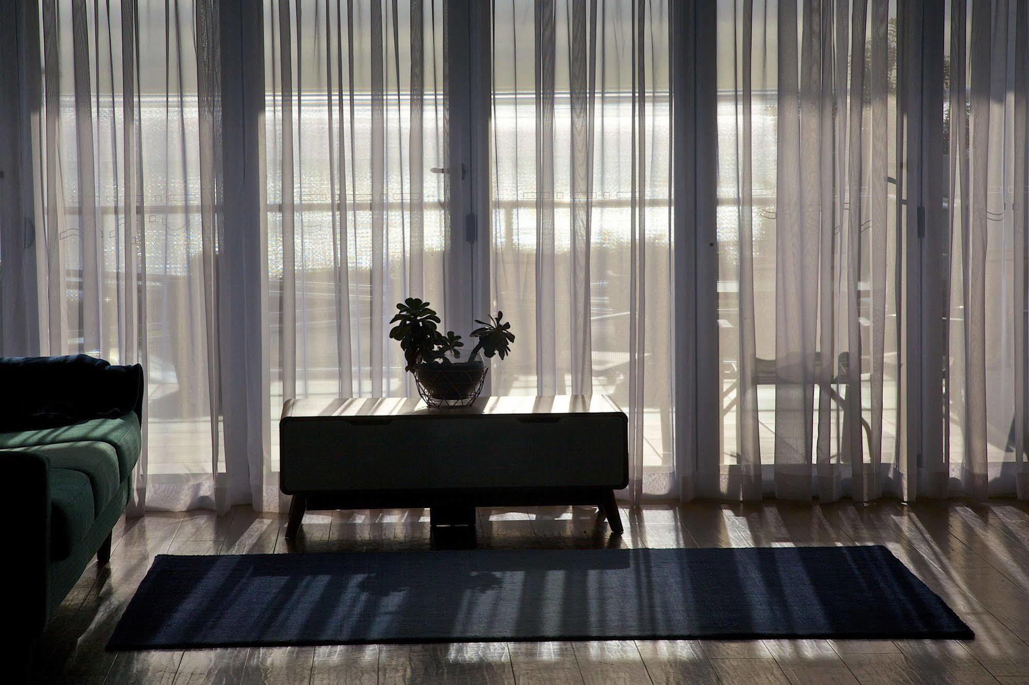 Penguin Beachfront Apartamentos Exterior foto